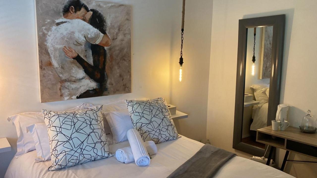 Luxury Upmarket Guesthouse 20 On 4Th Рюстенбург Экстерьер фото